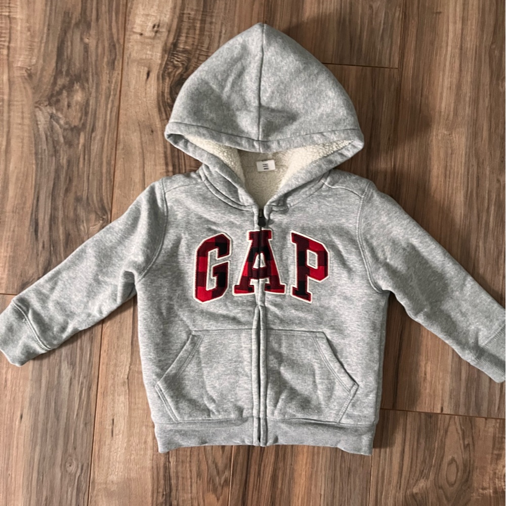 🌼 3 for $20 Gap Fleece Lined Zip Up Hoodie